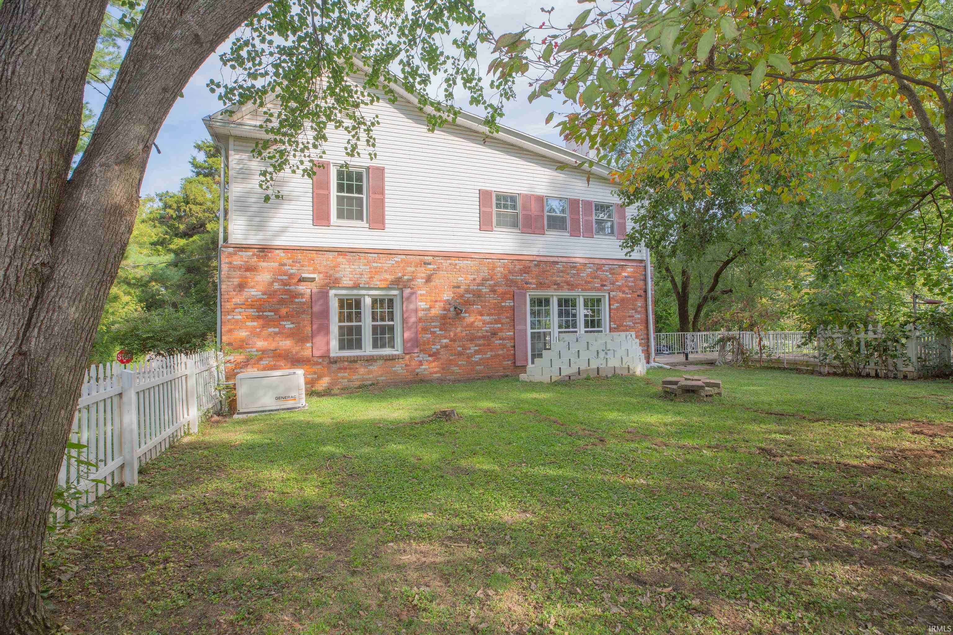 9051 Middle Mt Vernon Road Mount Vernon, IN 47620 - Photo 33 of 36