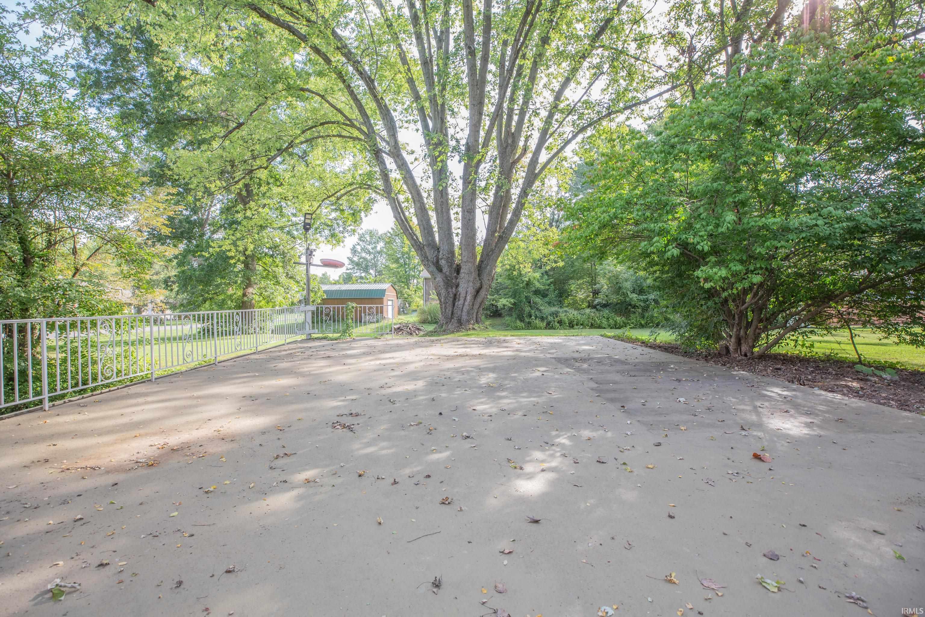 9051 Middle Mt Vernon Road Mount Vernon, IN 47620 - Photo 34 of 36