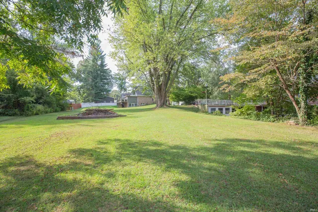 $330,000 | 9051 Middle Mt Vernon Road, Mount Vernon, IN 47620