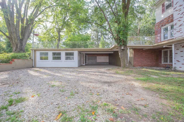 $330,000 | 9051 Middle Mt Vernon Road, Mount Vernon, IN 47620