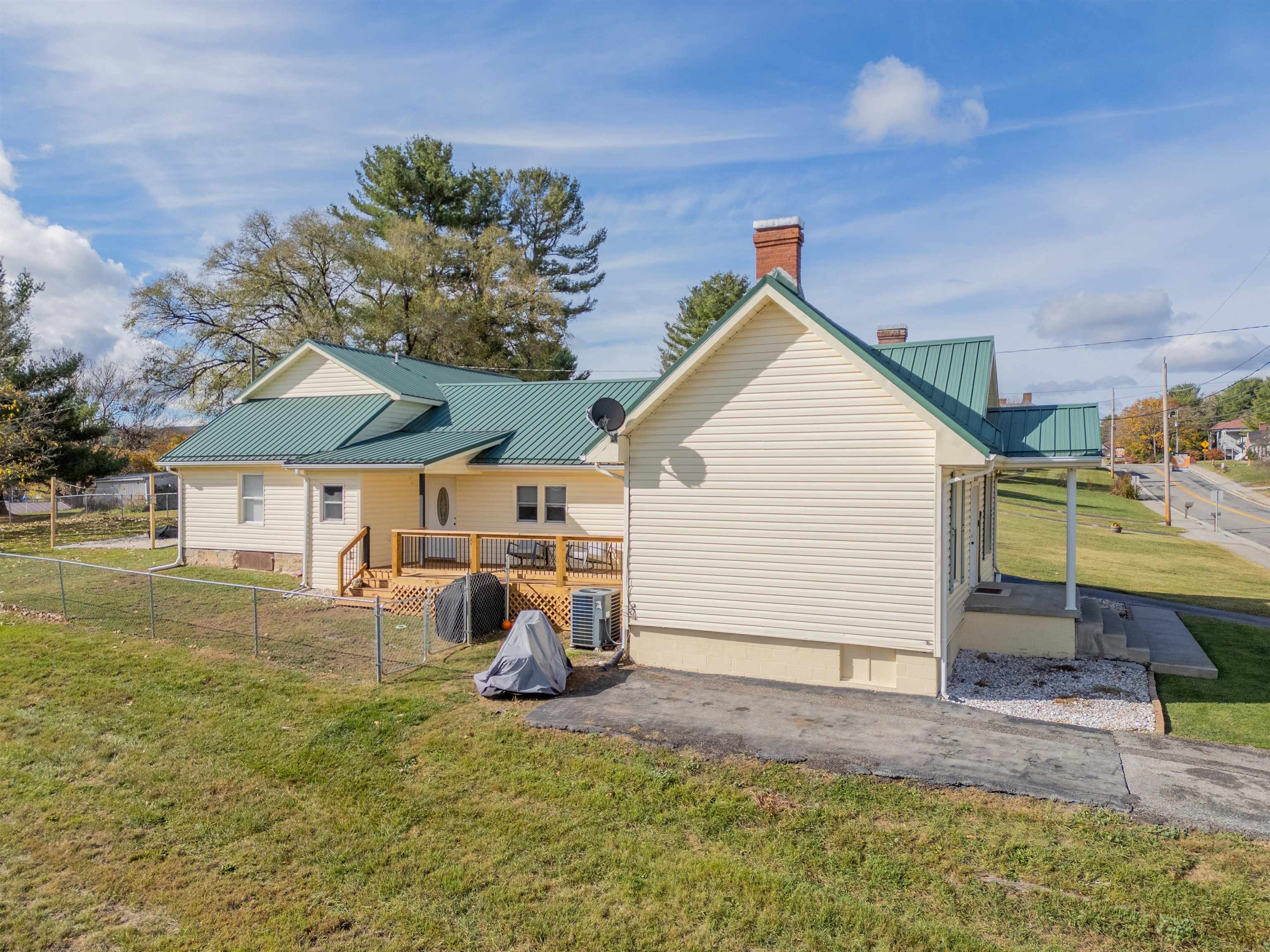 217 East Buck Avenue Rural Retreat, VA 24368 - Photo 66 of 74 Gallery Image 66