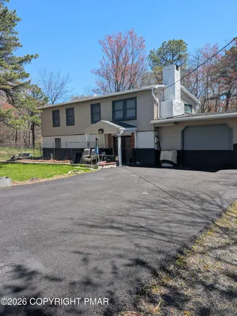 $259,900 | 1514 Clover Road North, Long Pond, PA 18334
