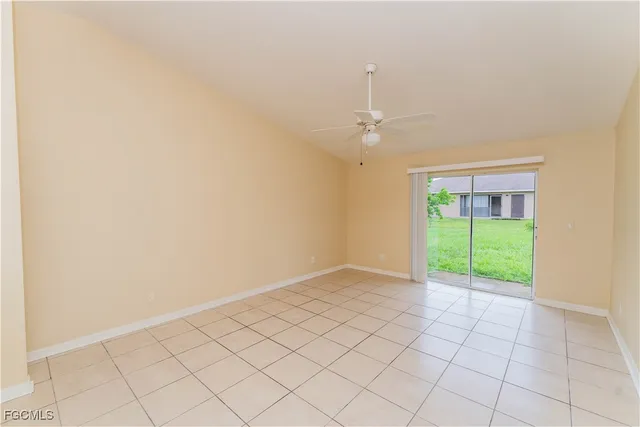 $1,600 | 867 Bedford Drive, Unit 867, Lehigh Acres, FL 33974