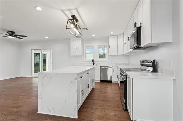 $280,000 | 412 Milling Avenue, Luling, LA 70070