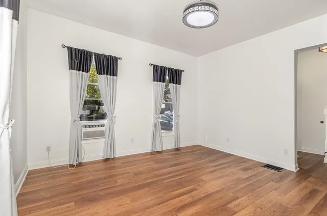 $279,000 | 224 Charlotte Street, Lawrenceburg, IN 47025