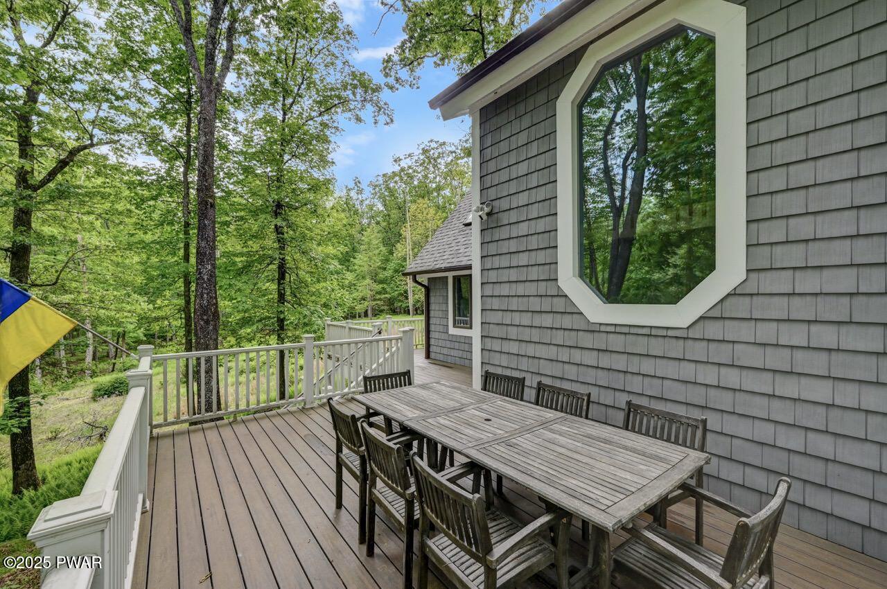 143 East Lakeview Road Lackawaxen, PA 18435 - Photo 6 of 73