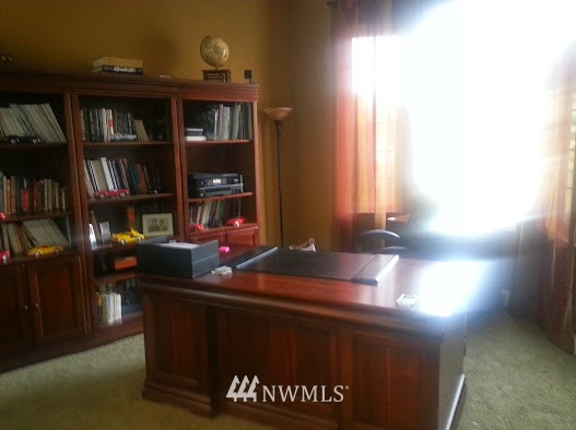 803 South 38th Court Renton, WA 98055 - Photo 3 of 25