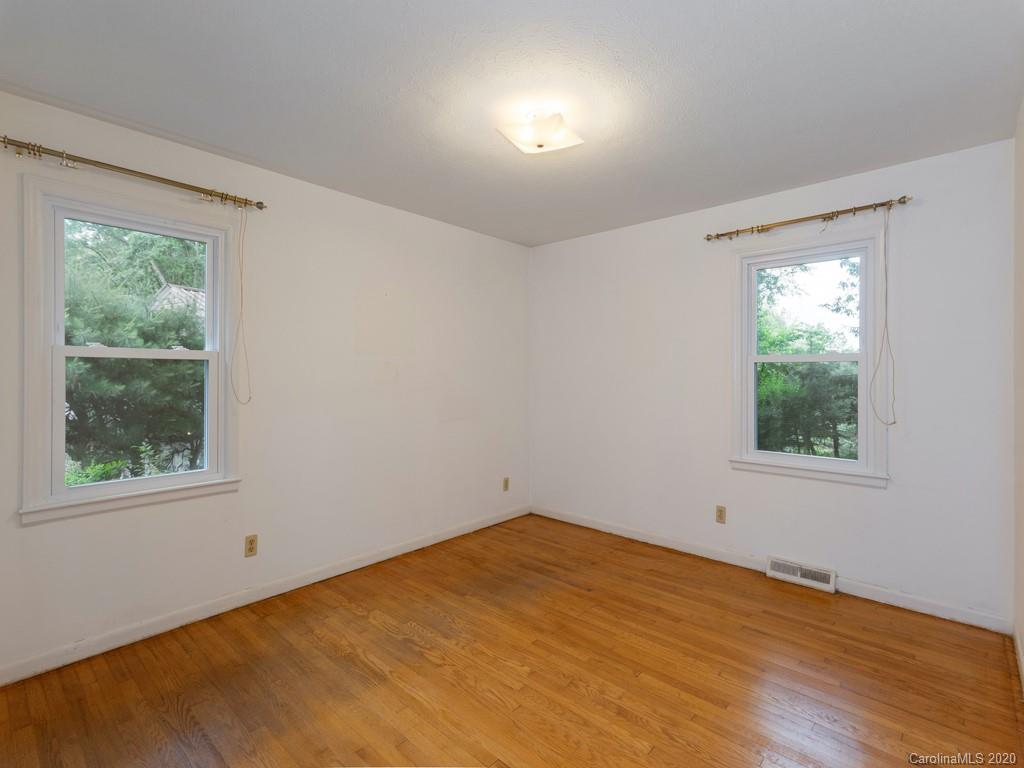 34 Azalea Road, Unit 31 Arden, NC 28704 - Photo 10 of 18 Gallery Image 10