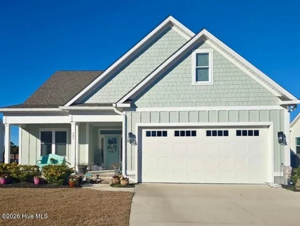 $635,000 | 402 Taylorwood Drive, Beaufort, NC 28516