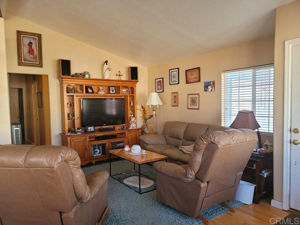 15935 Spring Oaks Road, Unit 113 El Cajon, CA 92021 - Photo 6 of 22 Gallery Image 6