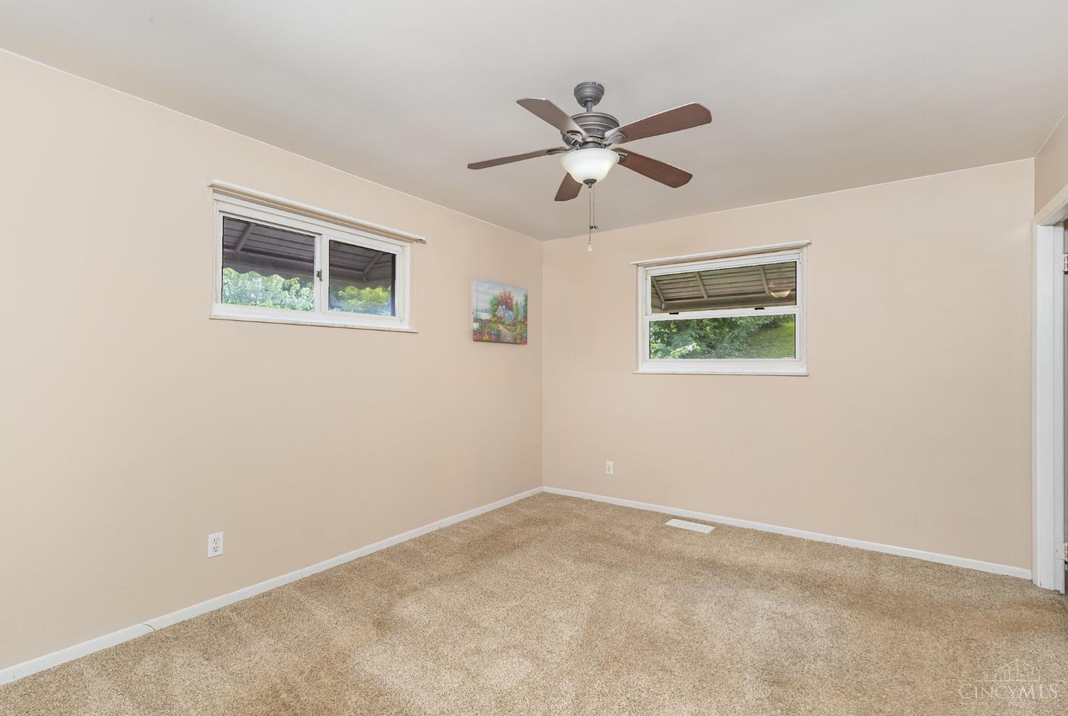 4445 Delhi Road Cincinnati, OH 45238 - Photo 8 of 19 Gallery Image 8