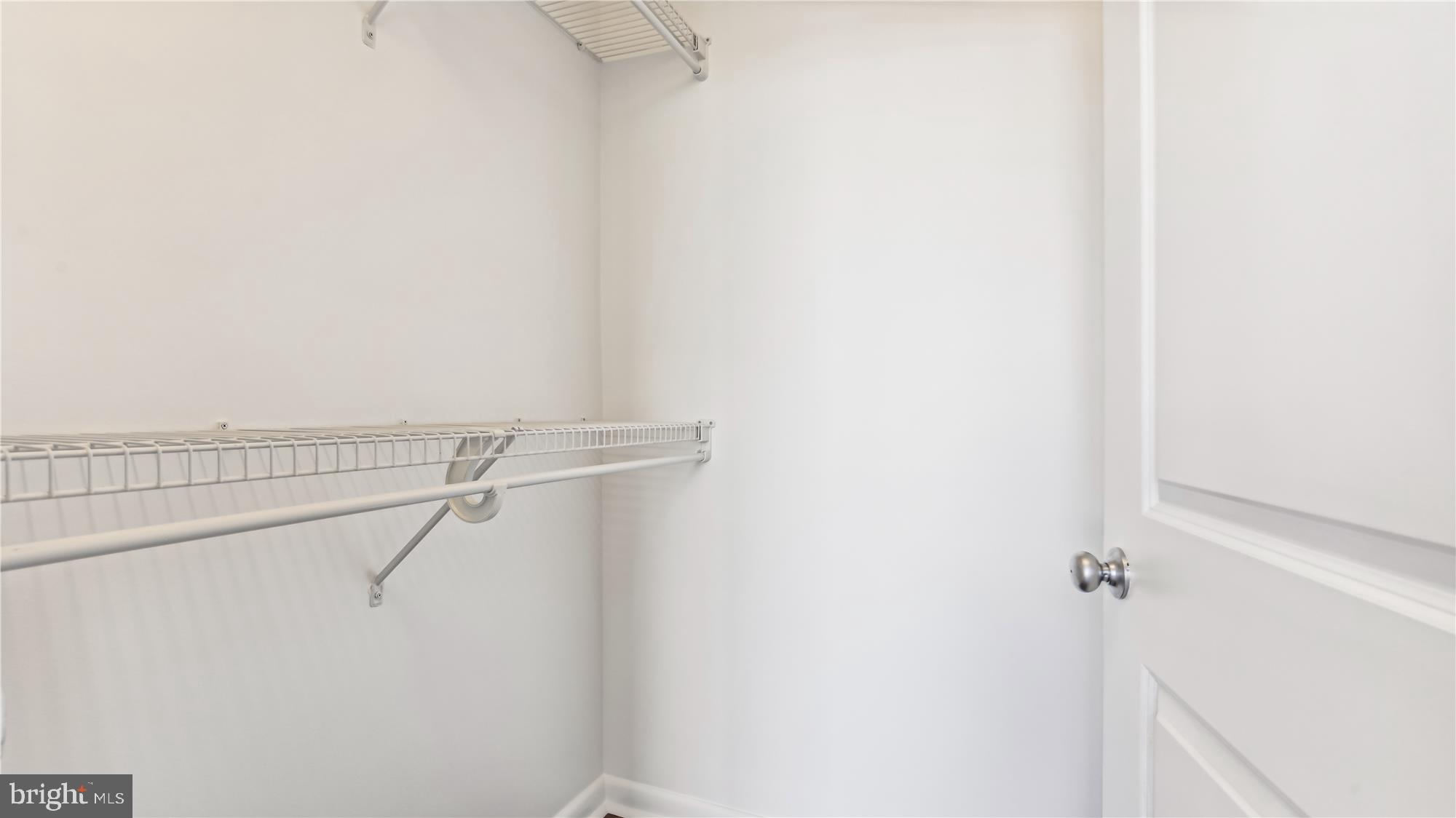 851 North Glebe Road, Unit 1016 Arlington, VA 22203 - Photo 18 of 41 Walk In Closet