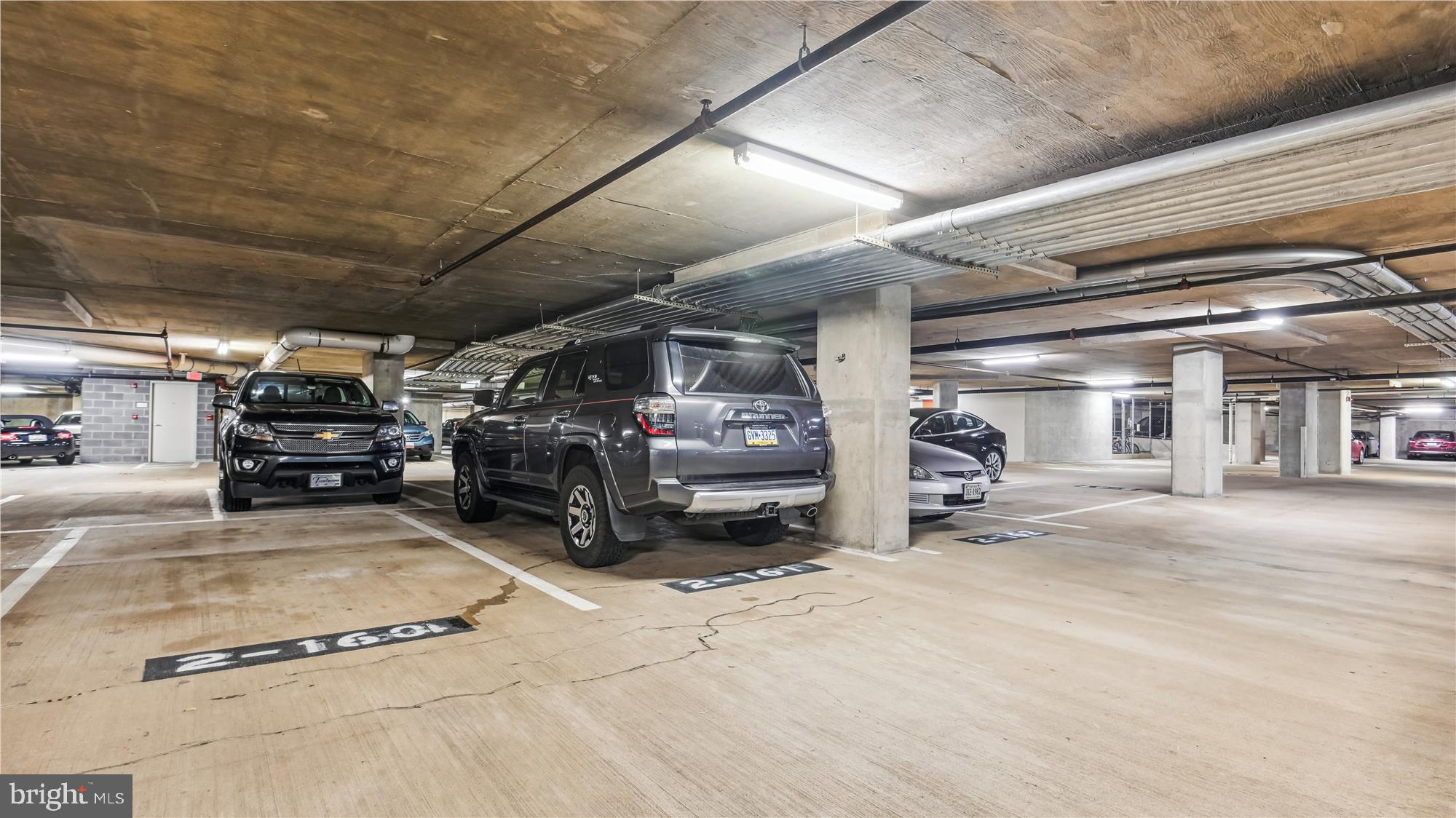 851 North Glebe Road, Unit 1016 Arlington, VA 22203 - Photo 21 of 41 Parking
