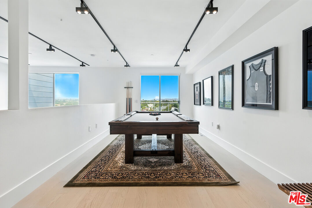 4211 Redwood Avenue, Unit 402 Los Angeles, CA 90066 - Photo 24 of 33