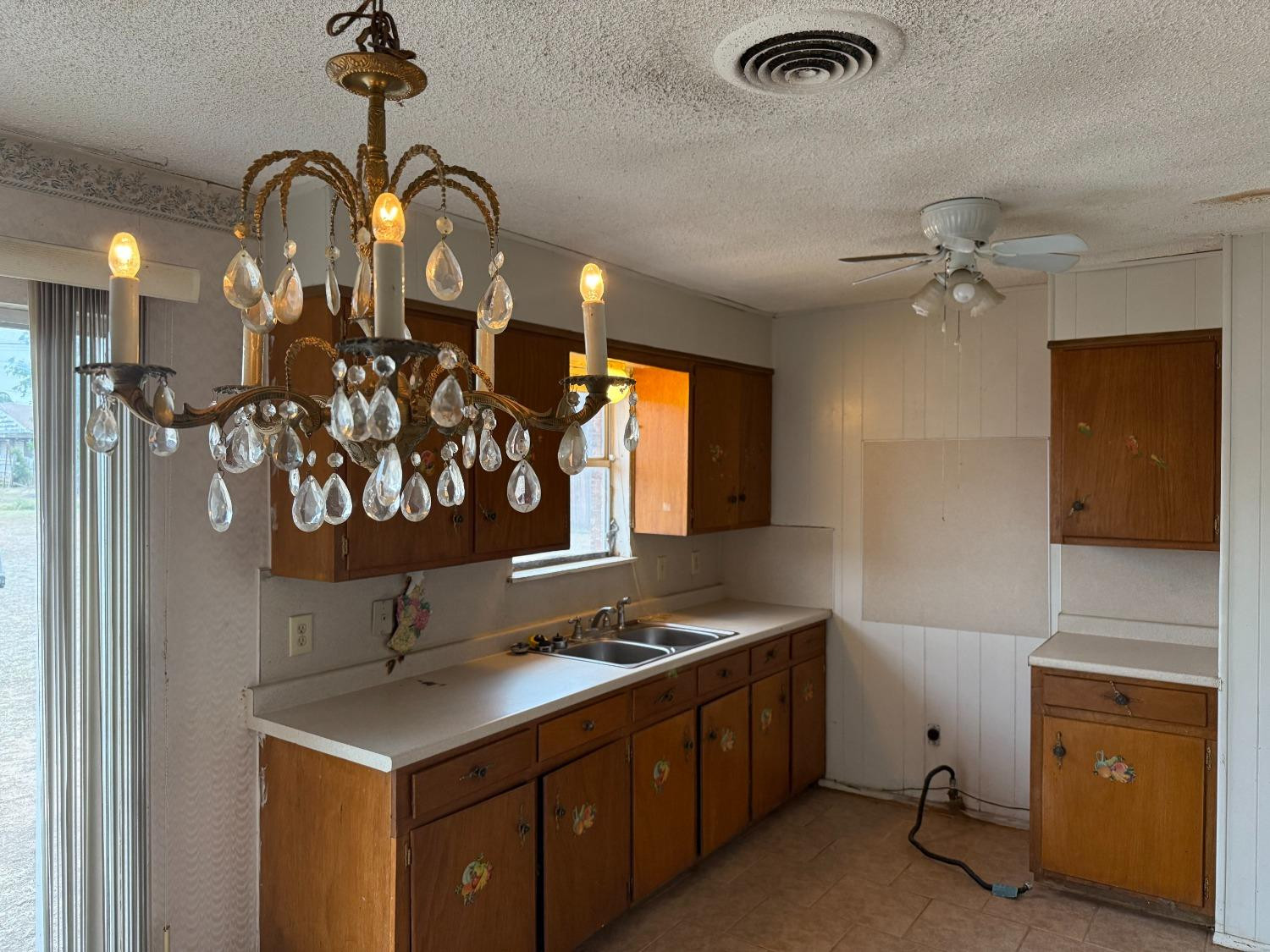 508 Duke Anton, TX 79313 - Photo 6 of 8 Photo 6