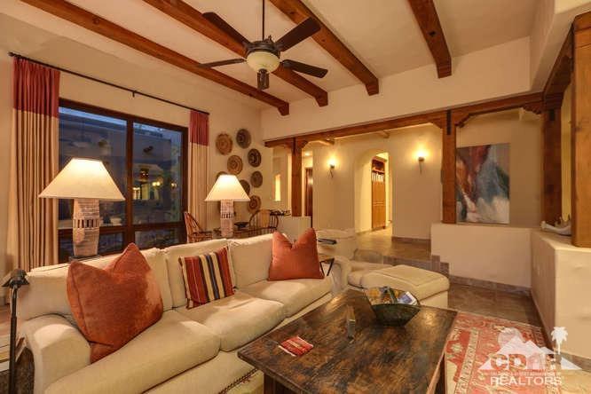 72275 Upper Way West Palm Desert, CA 92260 - Photo 12 of 90 a living room with furniture and a mirror