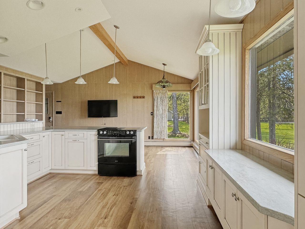 725 Lakeshore Drive Rhinelander, WI 54501 - Photo 38 of 40