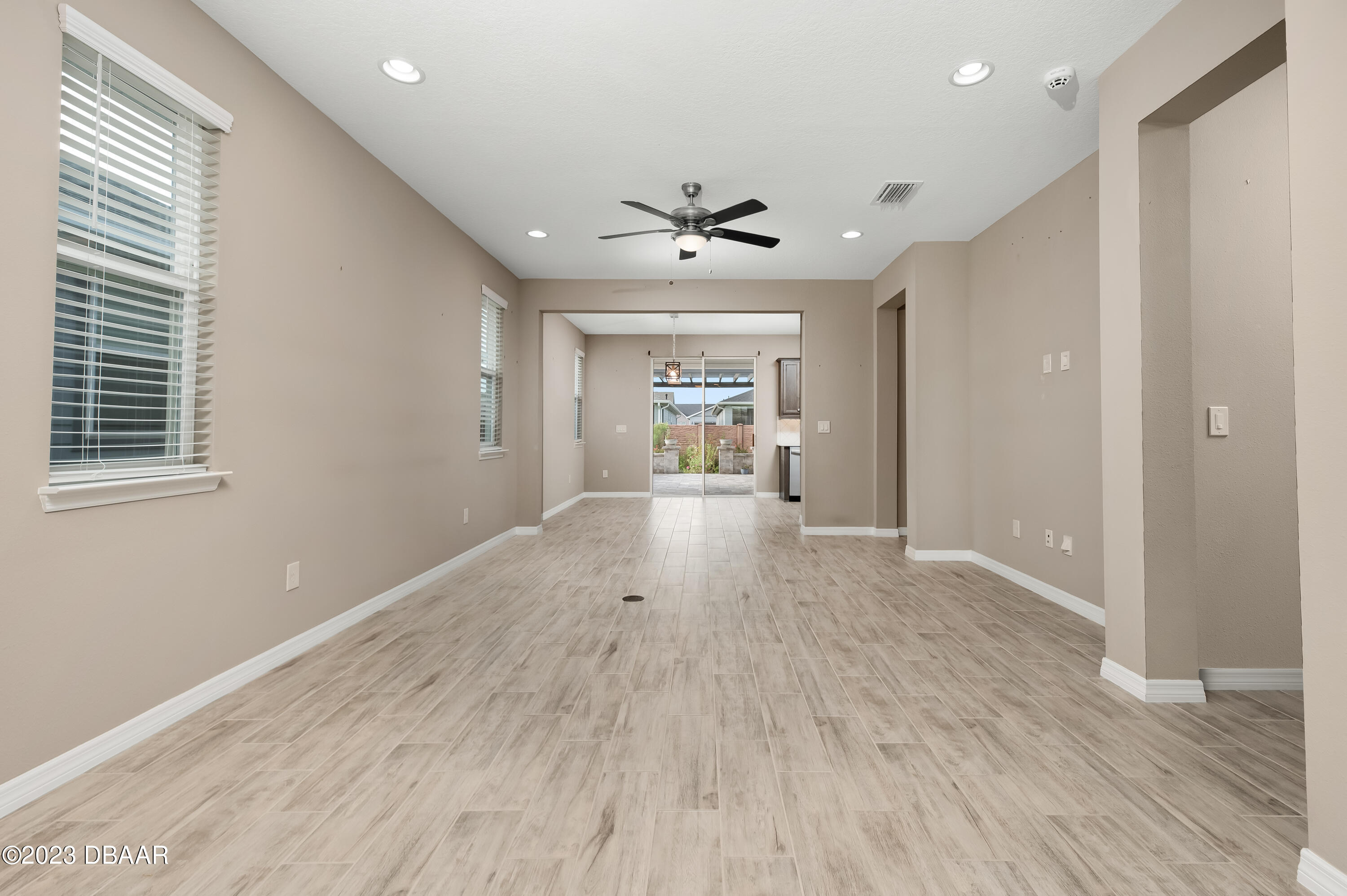 5658 Northwest 40th Loop Ocala, FL 34482 - Photo 16 of 80 5.1