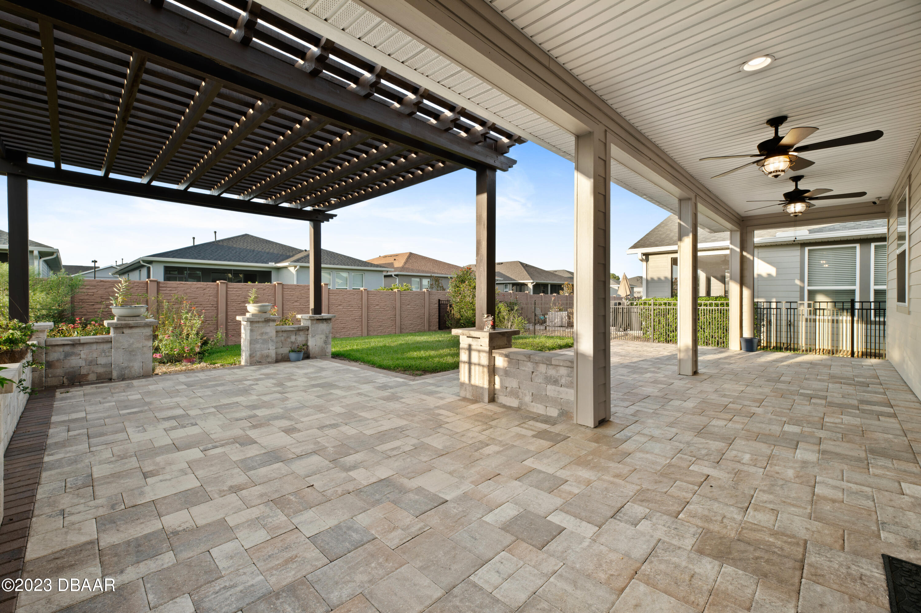 5658 Northwest 40th Loop Ocala, FL 34482 - Photo 2 of 80 2.4