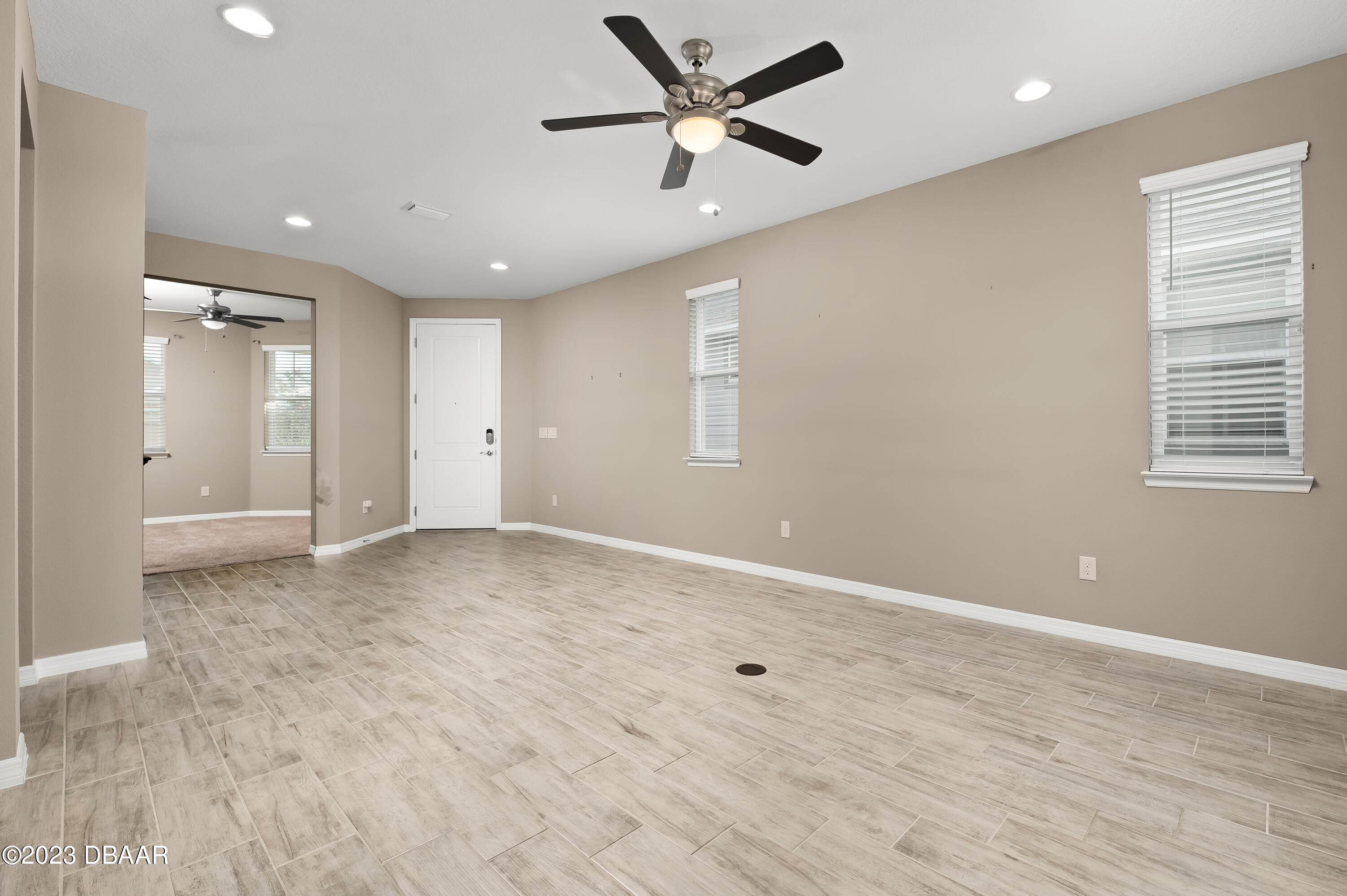 5658 Northwest 40th Loop Ocala, FL 34482 - Photo 10 of 80 5.4