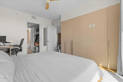 $699,000 | 877 Francisco Street, Unit 1112, Los Angeles, CA 90017