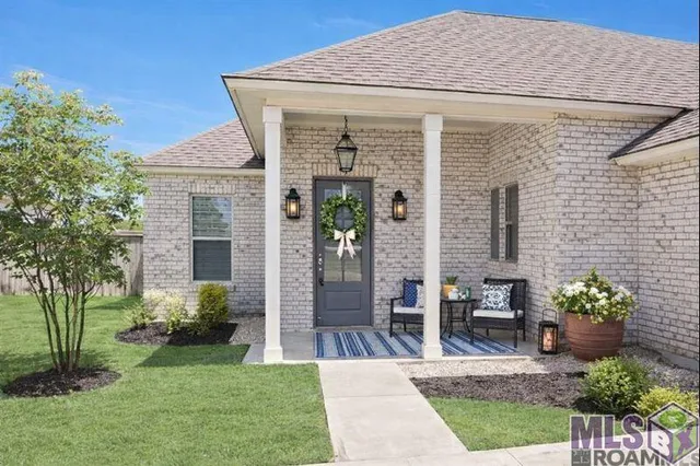 $356,000 | 36310 Belle Reserve Avenue, Prairieville, LA 70769