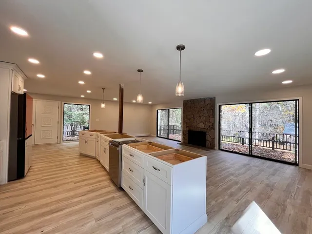 $799,900 | 23 Orchard Drive, Durham, NH 03824