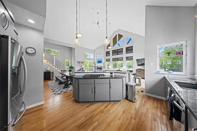 $1,699,000 | 19-p & 115 P Lake Shore Dr Lake, Lee's Summit, MO 64086