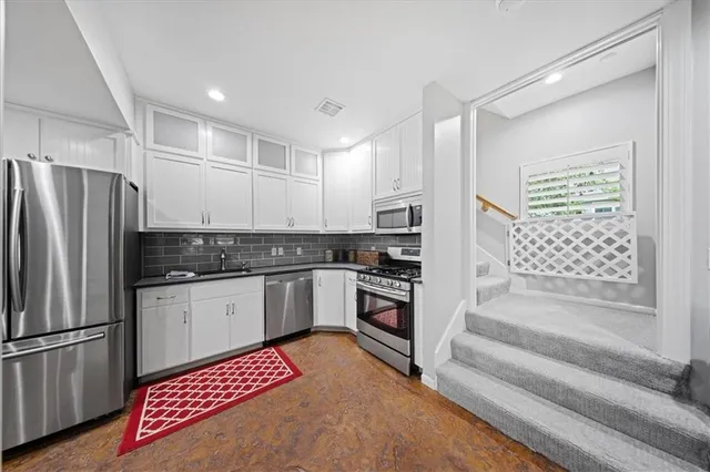 $1,699,000 | 19-p & 115 P Lake Shore Dr Lake, Lee's Summit, MO 64086