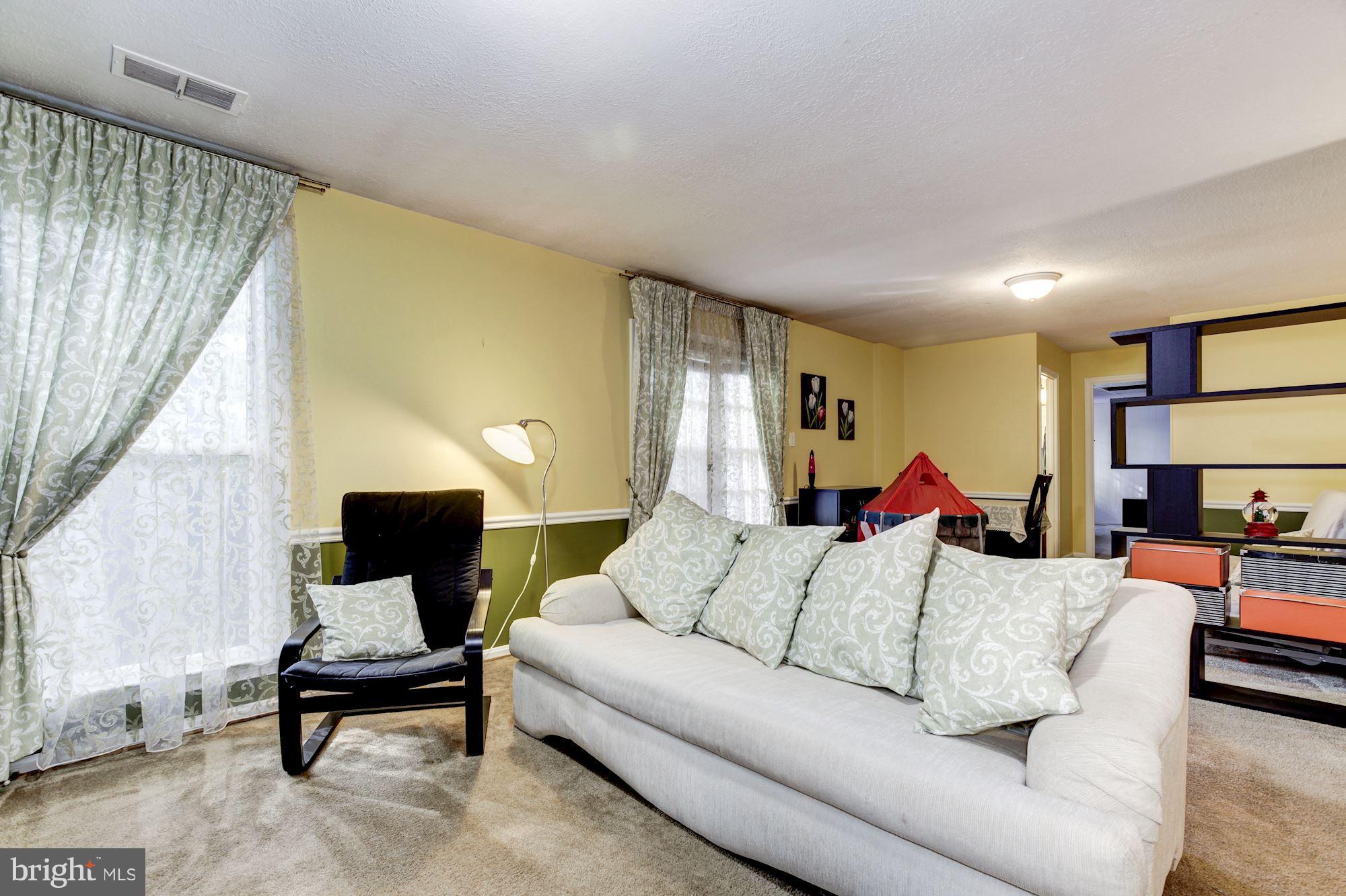 3 Locksley Court Silver Spring, MD 20904 - Photo 23 of 29 Family Room