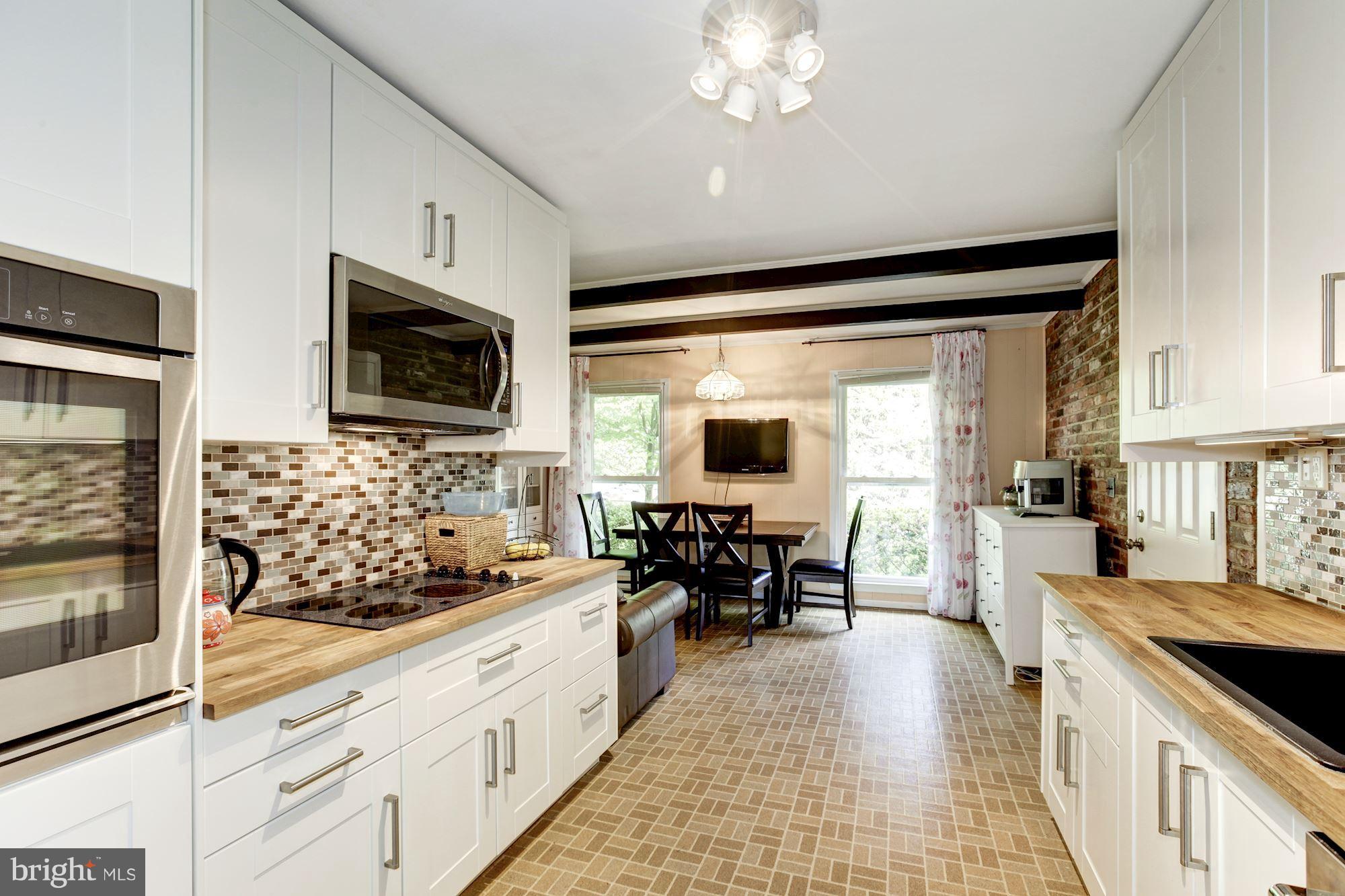 3 Locksley Court Silver Spring, MD 20904 - Photo 7 of 29 Kitchen
