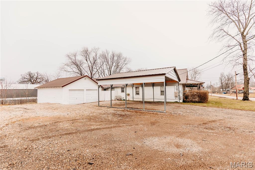 412 West Chestnut Street Dixon, MO 65459 - Photo 3 of 46