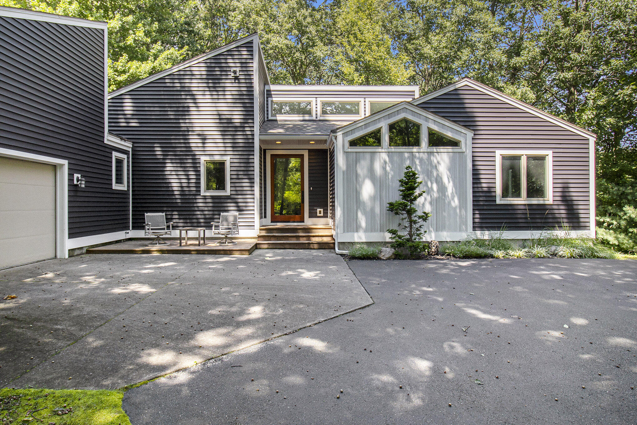 5410 West Oak Ridge Road Ludington, MI 49431 - Photo 2 of 35 003_5r6a9582