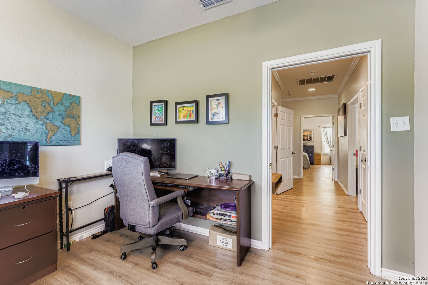 118 Santa Fe Seguin, TX 78155 - Photo 21 of 44 a view of a workspace with wooden floor and a workspace