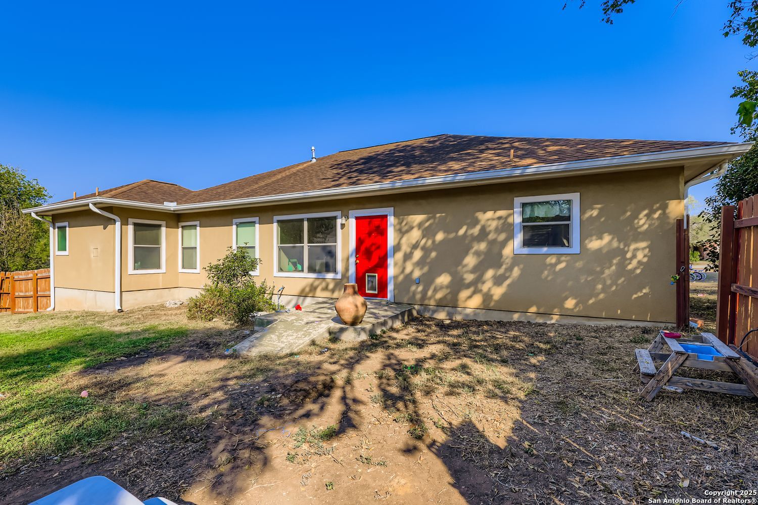 118 Santa Fe Seguin, TX 78155 - Photo 25 of 44 a view of a house with a yard