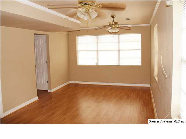 2833 Clyburne Street Bessemer, AL 35023 - Photo 16 of 20