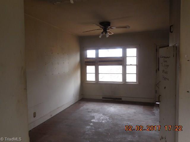 210 Idol Street High Point, NC 27262 - Photo 4 of 10