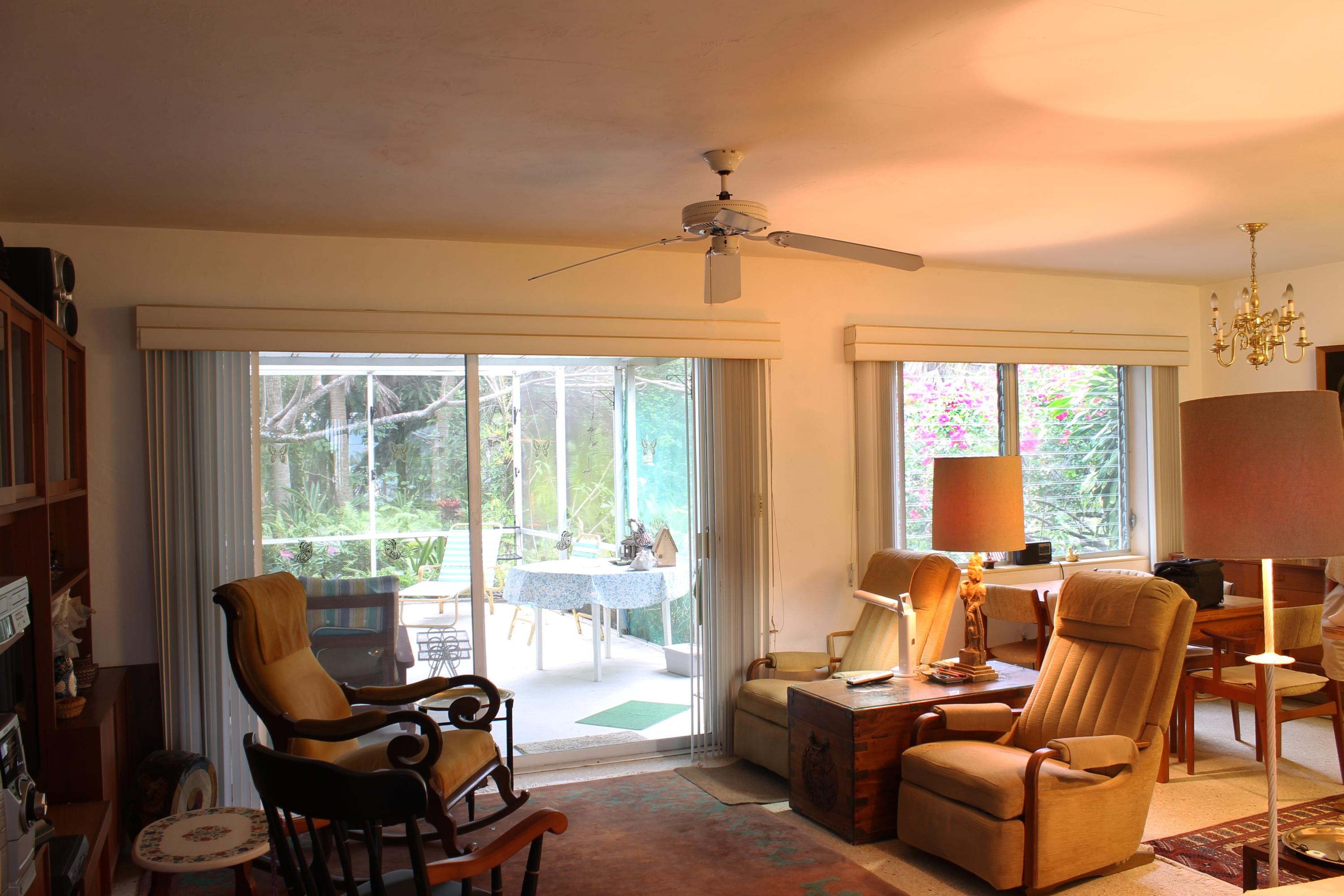 1000 Southwest 21st Street Boca Raton, FL 33486 - Photo 12 of 18 Living Room