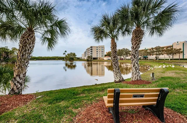 $410,000 | 6315 Shoreline Drive, Unit 3305, Madeira Beach, FL 33708