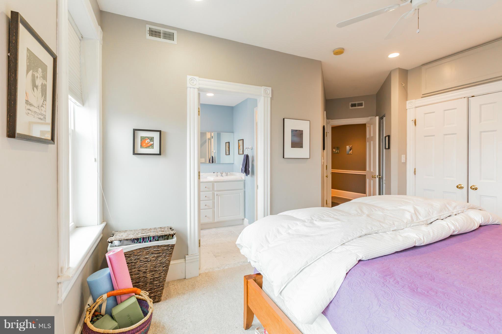 1423 R Street Northwest, Unit 404 Washington, DC 20009 - Photo 18 of 26 Bedroom (Master)