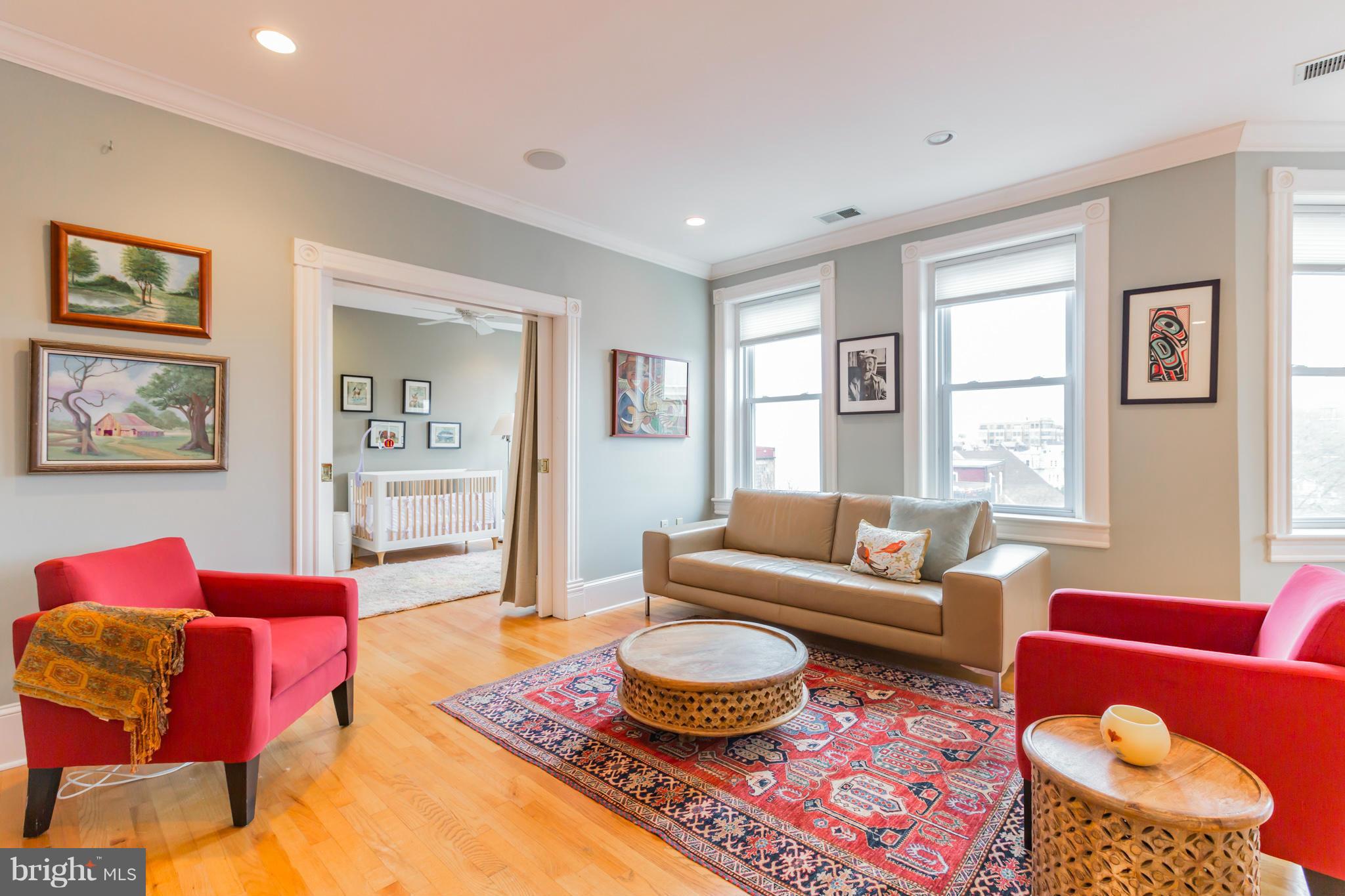 1423 R Street Northwest, Unit 404 Washington, DC 20009 - Photo 4 of 26 Living Room