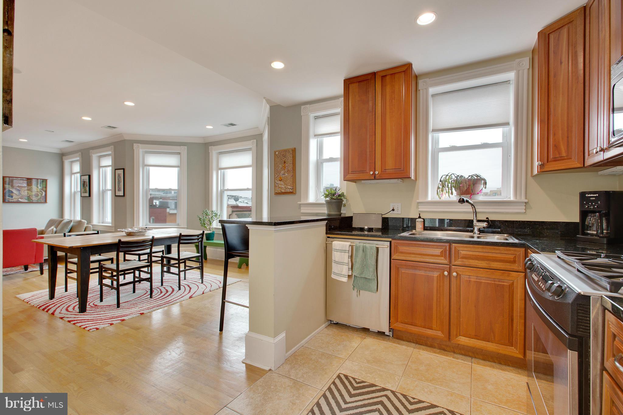 1423 R Street Northwest, Unit 404 Washington, DC 20009 - Photo 10 of 26 Kitchen