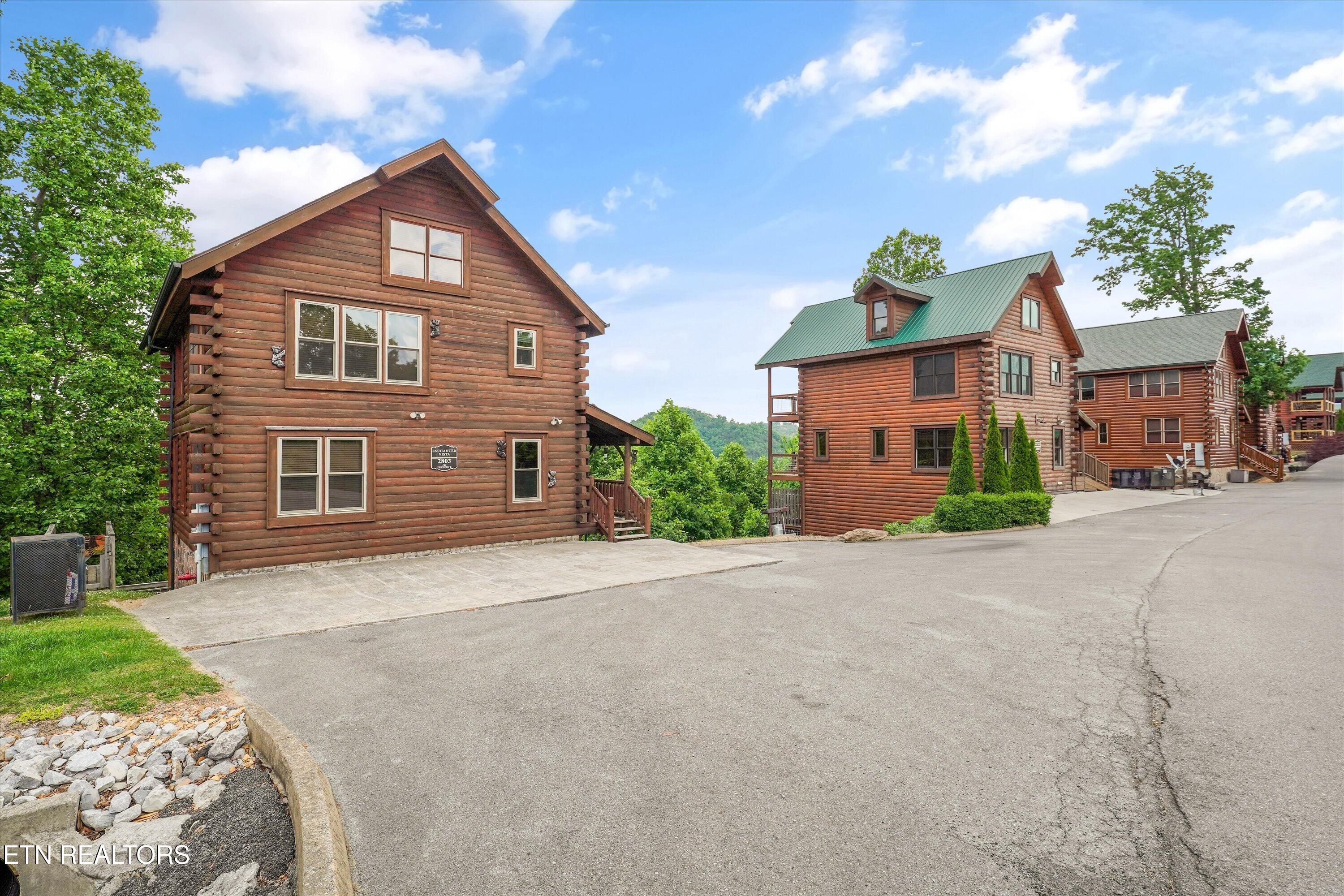 2803 White Oak Ridge Lane Sevierville, TN 37862 - Photo 3 of 38 03-2803 White Oak Ridge Ln38