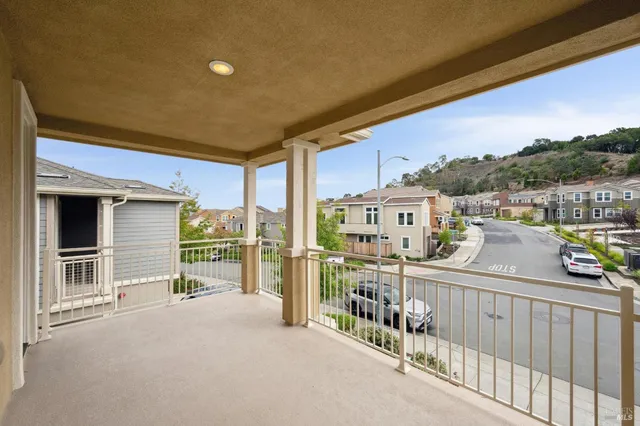 $825,000 | 303 Jacquelyn Lane, Petaluma, CA 94952