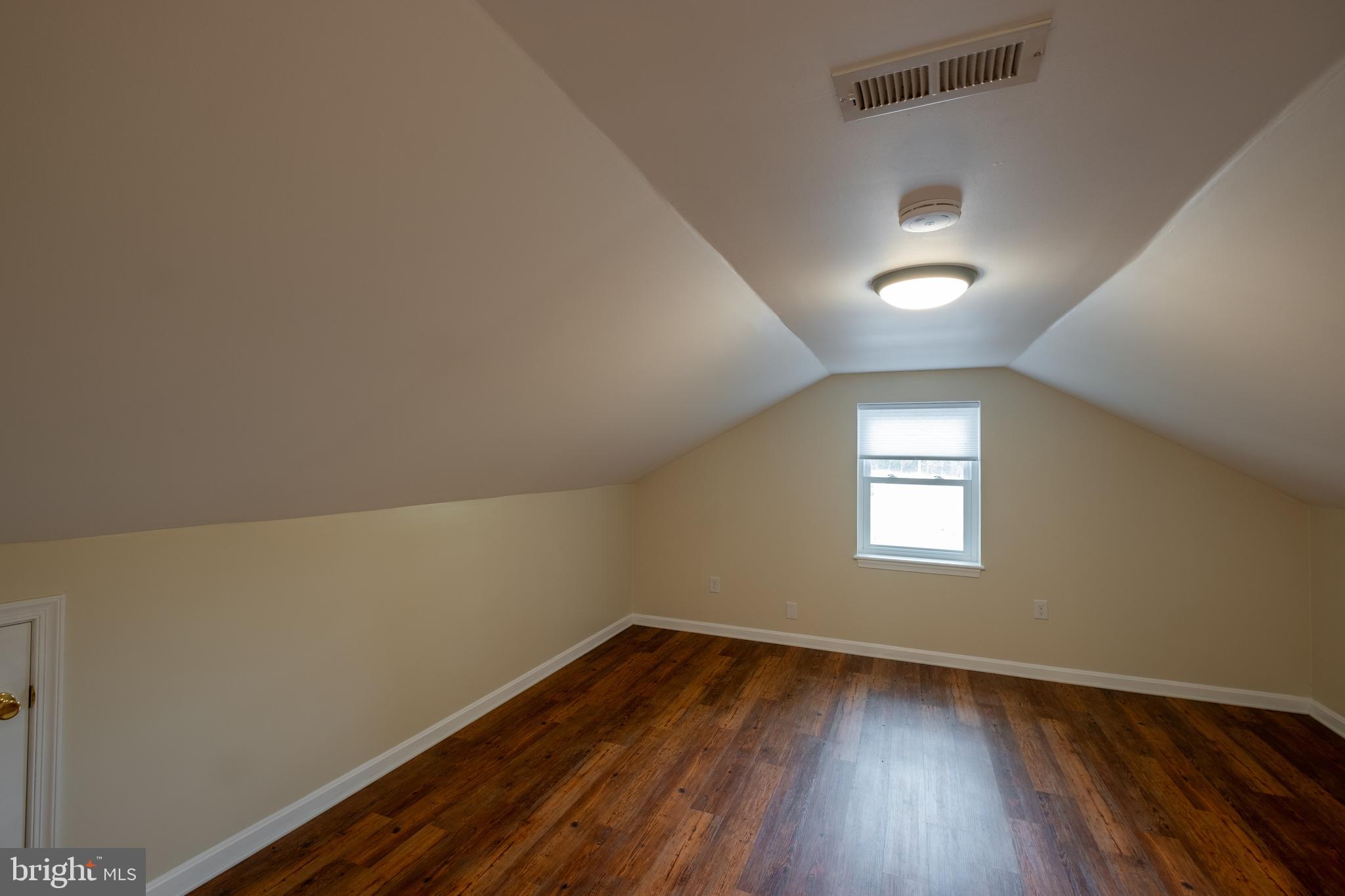 12475 Rock Point Road Newburg, MD 20664 - Photo 15 of 25 large bedroom