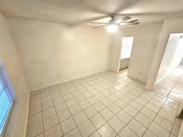 $1,600 | 3425 Republic Drive, Forest Hill, TX 76140