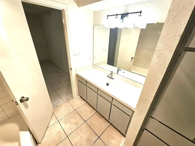 $1,550 | 3425 Republic Drive, Forest Hill, TX 76140