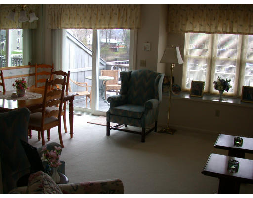 1402 Treasure Island Road, Unit 1402 Webster, MA 01570 - Photo 3 of 7 Gallery Image 3