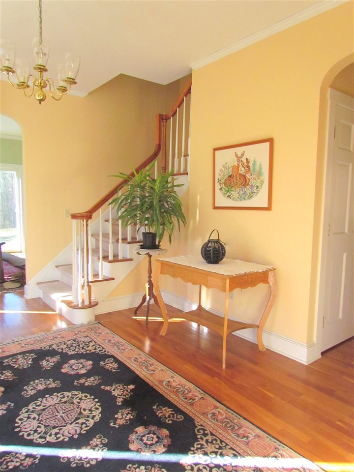 138 Packard Road Jericho, VT 05465 - Photo 4 of 39