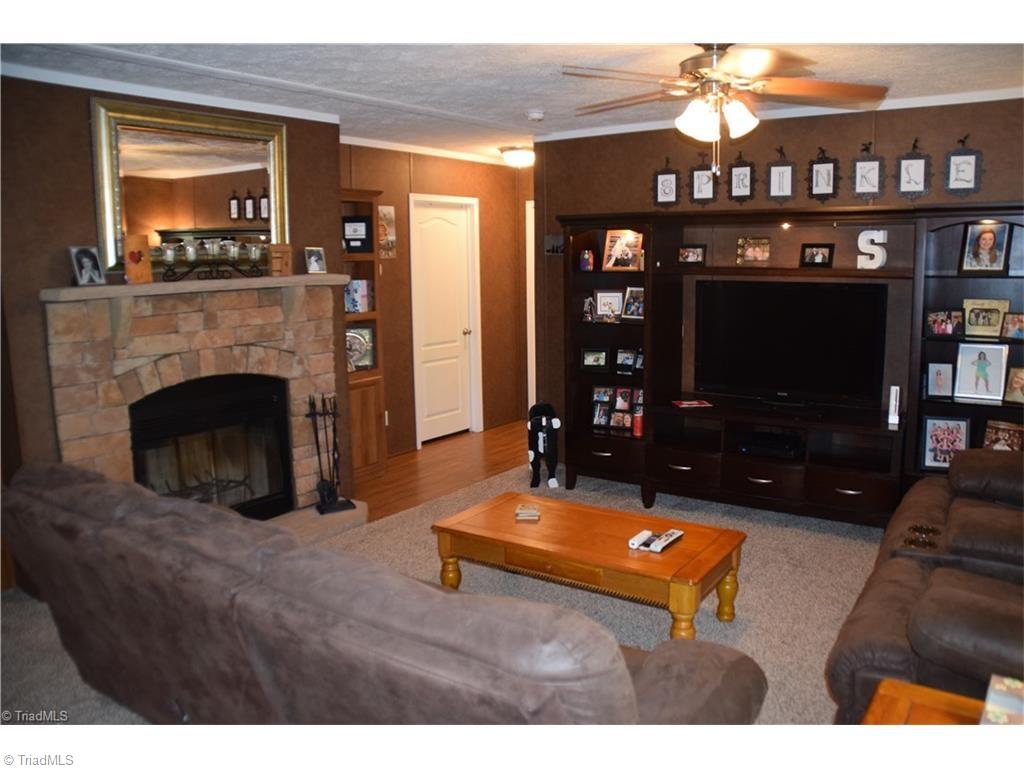 1051 Harris Farm Road King, NC 27021 - Photo 6 of 10